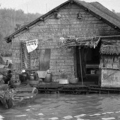 Le village flottant - 10 - Ouverture dans une nouvelle fenêtre 