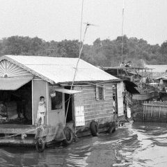 Le village flottant - 13 - Ouverture dans une nouvelle fenêtre 